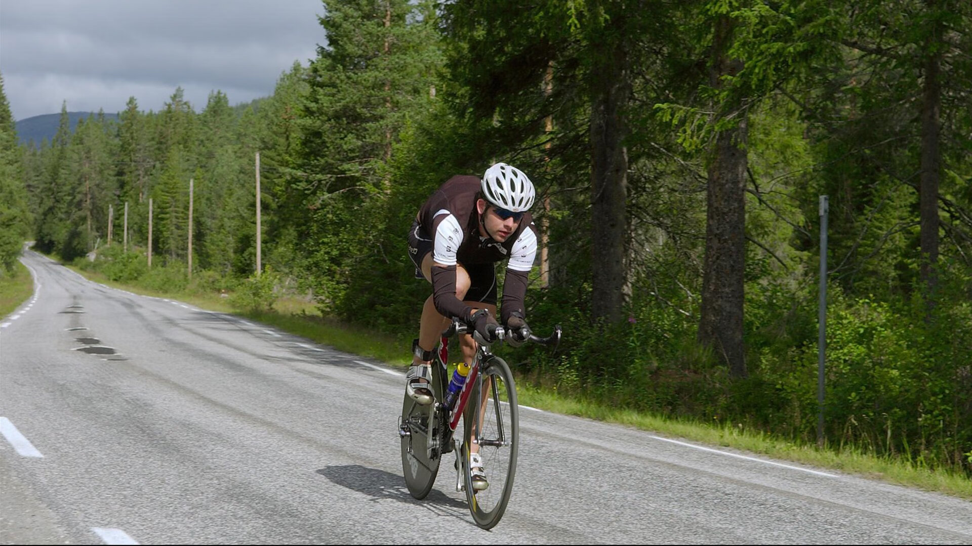 改写历史的一夜，波兰队神话般的险胜与中国队长梁靖崑的胜利