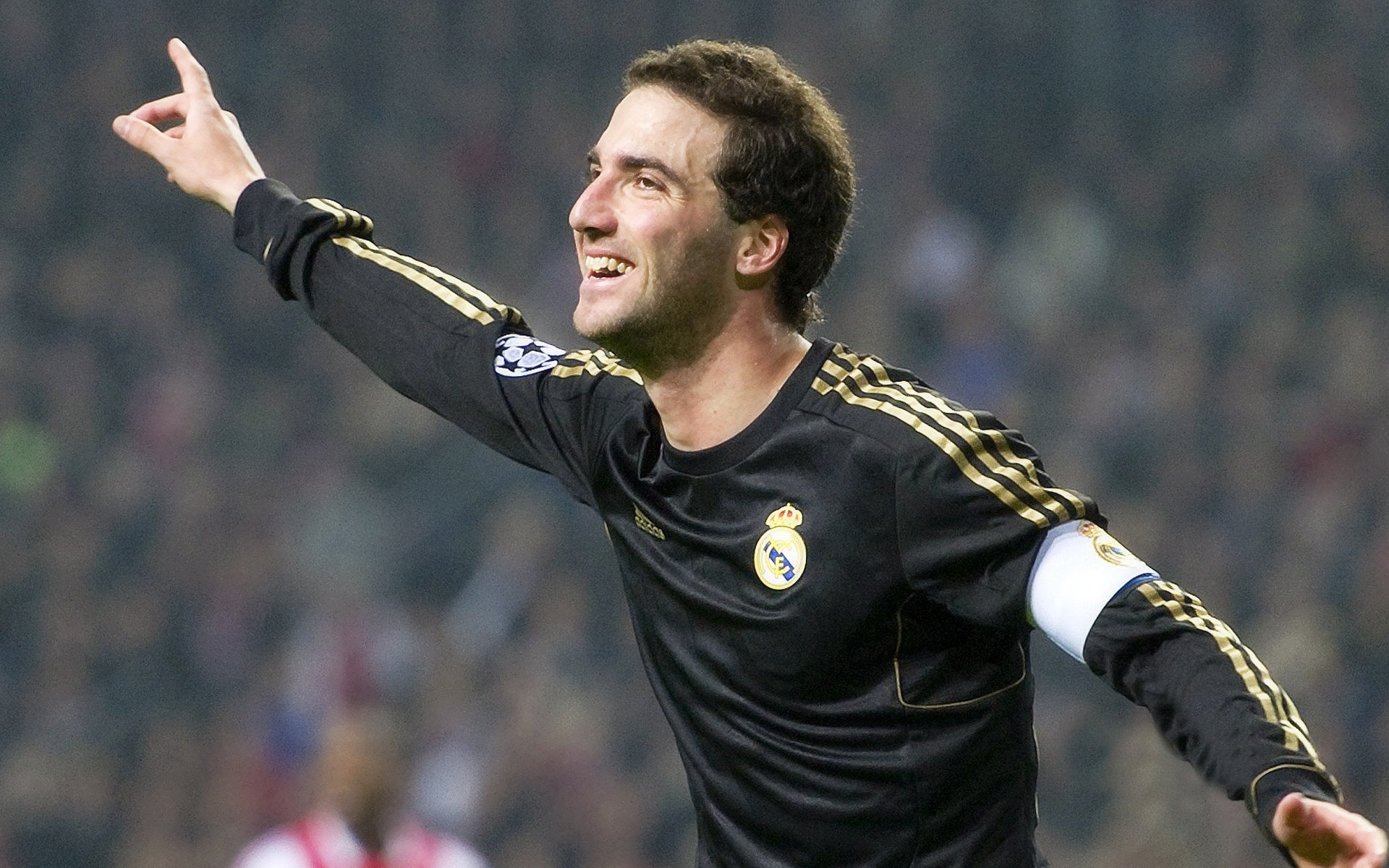 重装丹麦难敌马来快刀，黄鸭组合出鞘定乾坤